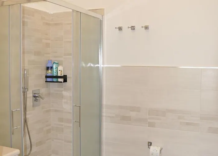 Baroi Bed & Breakfast 3*