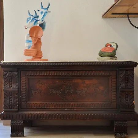 Bed & Breakfast Baroi 3*